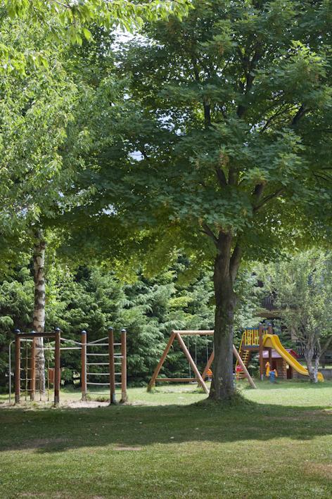 Gran Bosco Camping & Lodge Salbertrand Екстериор снимка