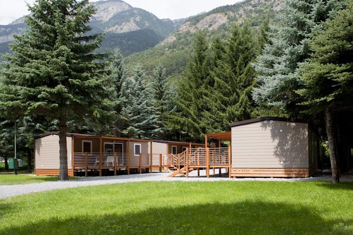 Gran Bosco Camping & Lodge Salbertrand Екстериор снимка